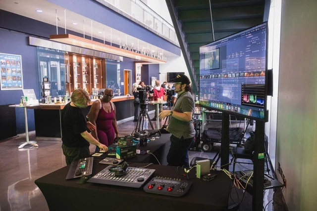 Post production and color workflow demonstration on a large display